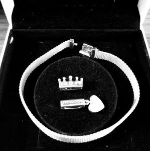 PANDORA Reflextions charm  bracelet & charms